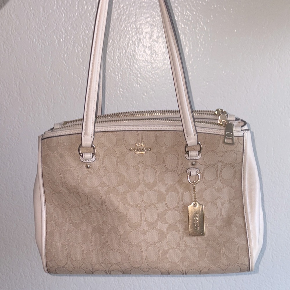 Coach Beige and White Shoulder Bag